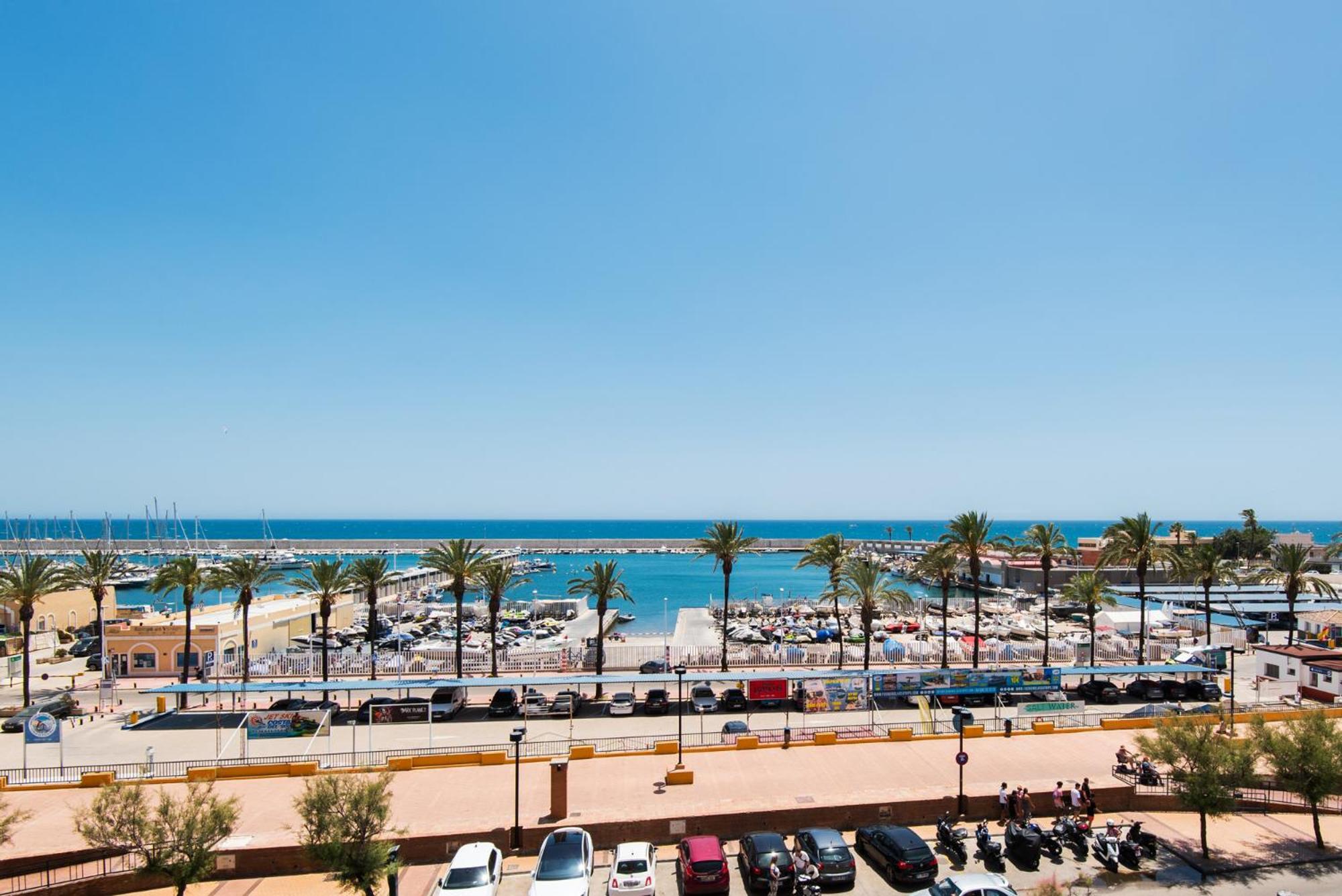 Palm True Towers 1, Marina Beach Apartment Fuengirola Bagian luar foto